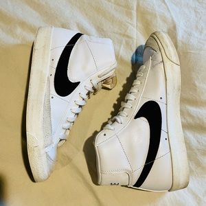 Nike Blazer Mid ‘77